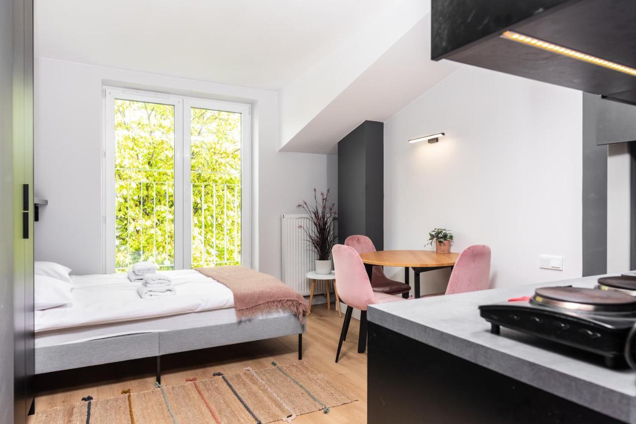 Smart Apartments - Old Town & Main Train Station - By Upstairs 克拉科夫 外观 照片