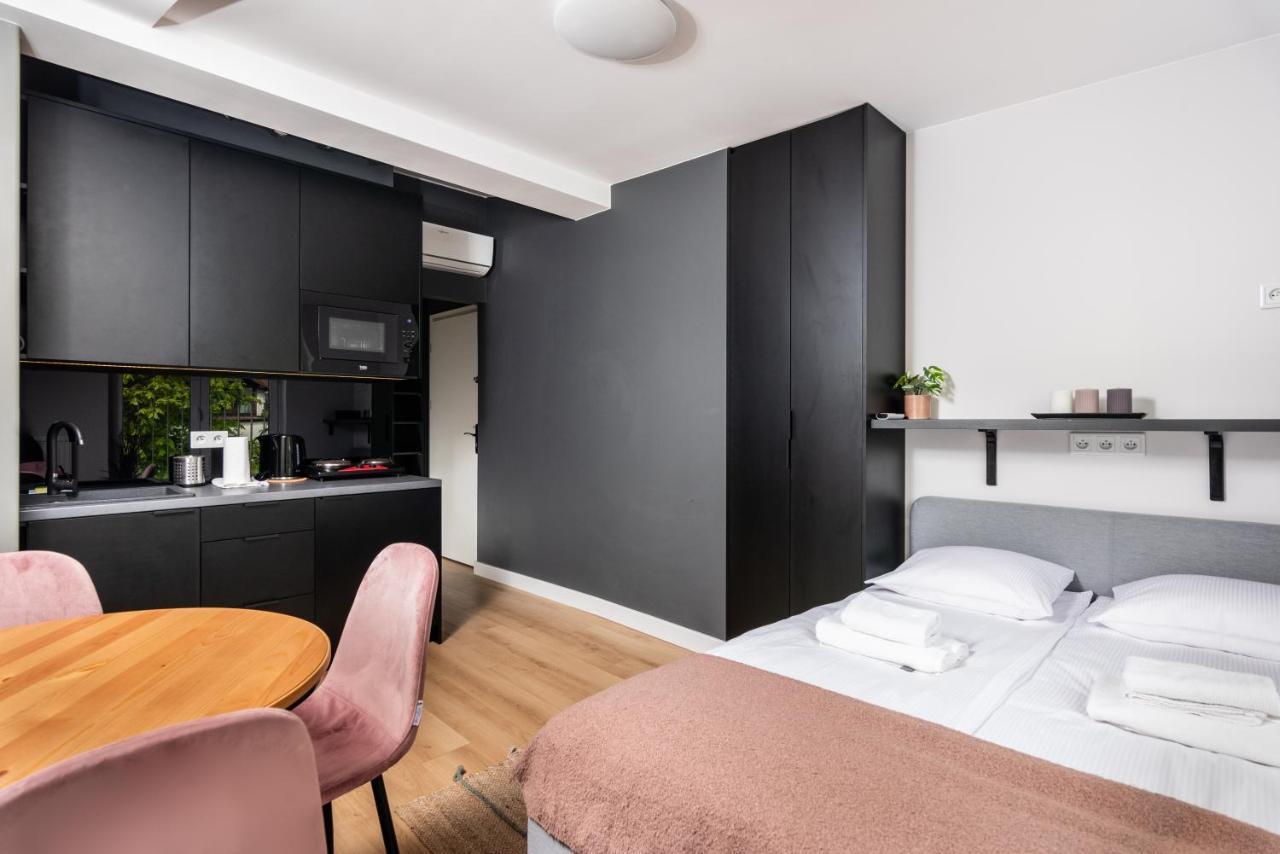 Smart Apartments - Old Town & Main Train Station - By Upstairs 克拉科夫 外观 照片
